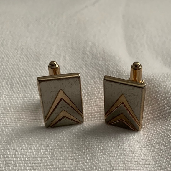 Vintage Two Toned Rectangular Cufflinks Made in The USA - Picture 2 of 6
